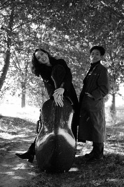 Cellistin Margreta Häfer und der Pianistin Yoko Kuwahara
